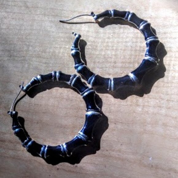 Medium size bamboo section earrings Black & Silver Retro Hip Hop Style - Picture 3 of 11